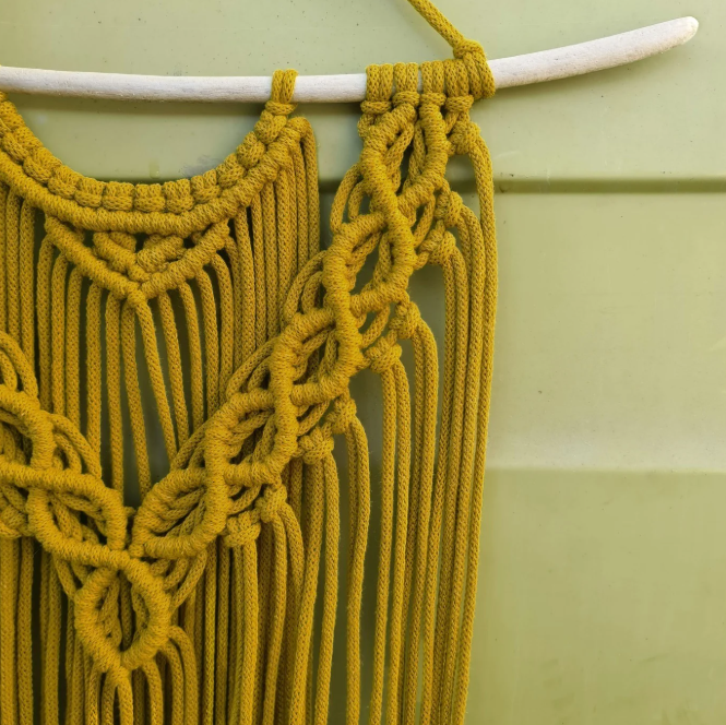 Hilo de macramé o crochet trenzado 5mm, Amarillo Picante, Spicy Yellow, 108 yardas