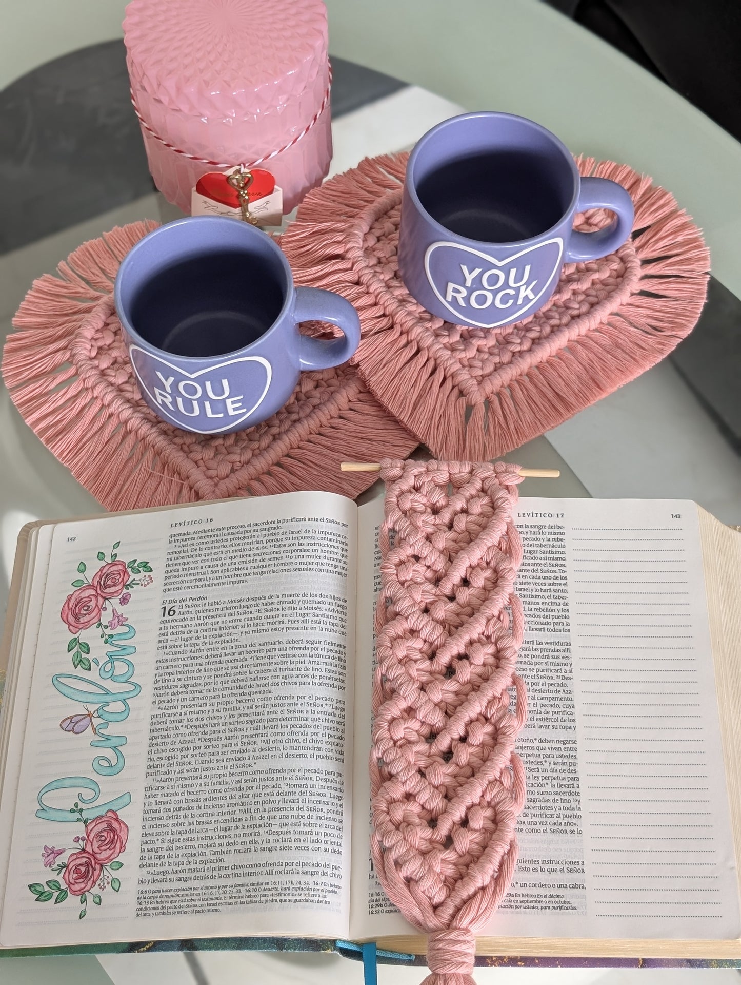 Combo de Posavaso y marca libro de macrame-Macrame coaster and bookmark set