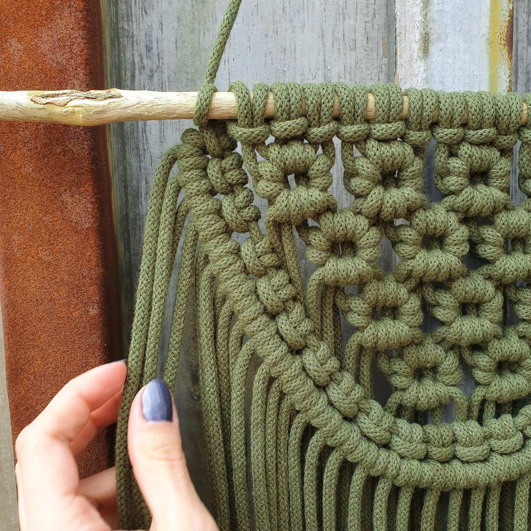 Hilo de macramé o crochet trenzado 5mm, Verde Aguacate, Avocado, 108 yardas