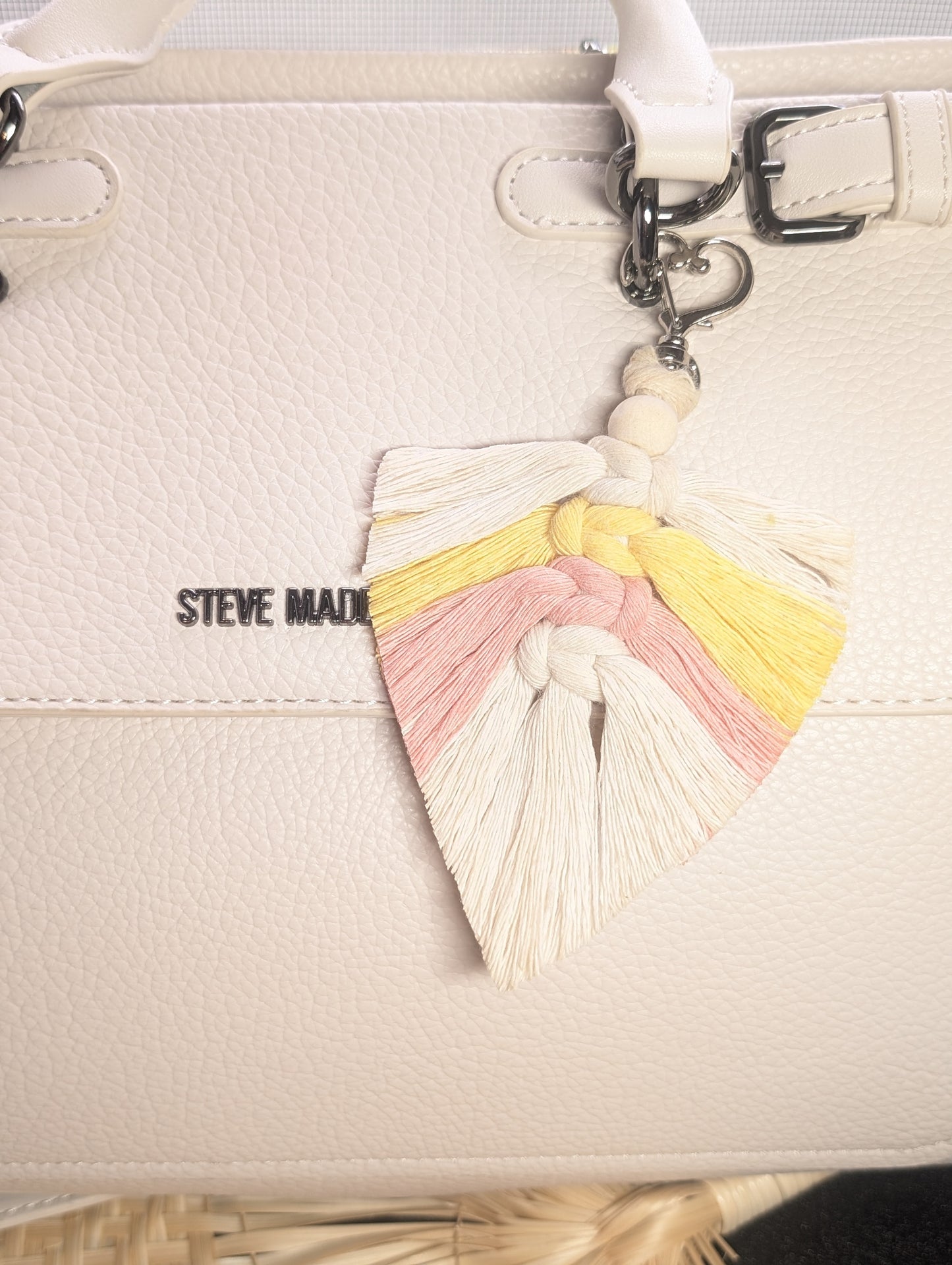 Charms en macramé hojas
