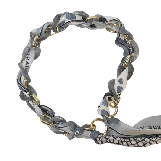 Cadena para carteras en acrílico con detalles dorados, 18-19 pulgadas