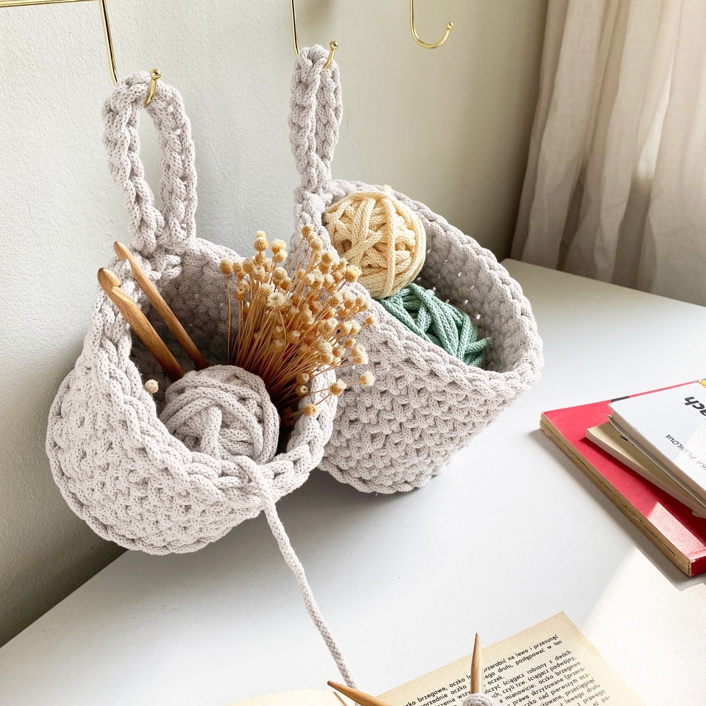 Hilo de macramé o crochet trenzado 5mm, Color Gris Luna, Moonlight, 108 yardas