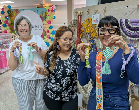 Taller de llaveros en Macramé